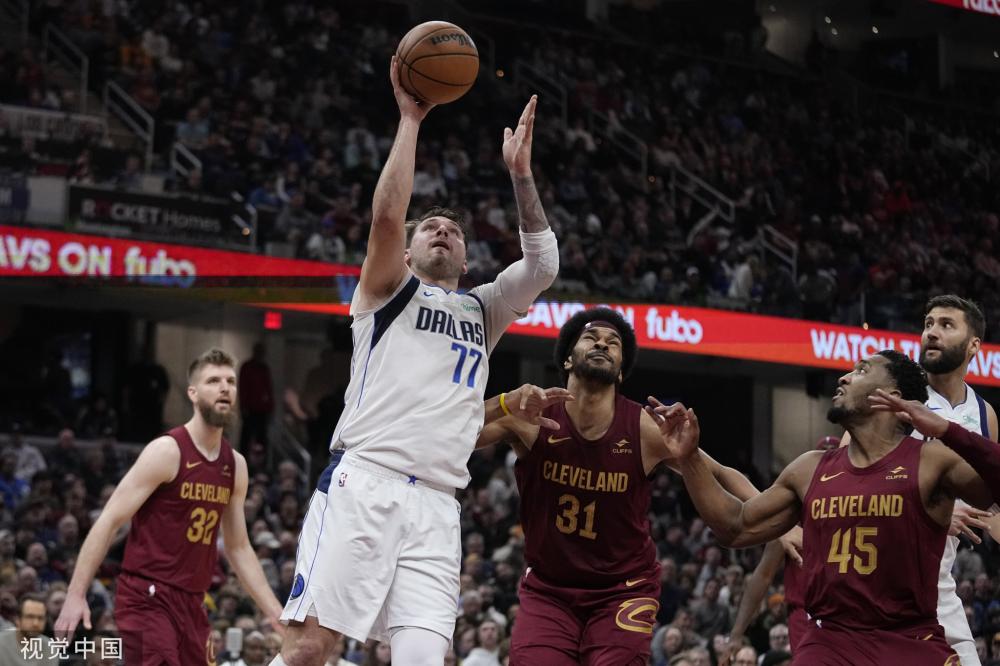 在社交媒体 在社交媒体