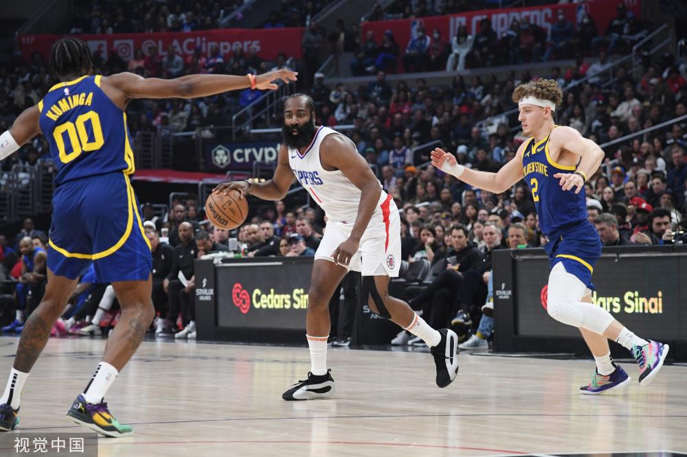 他在前场的 他在前场的