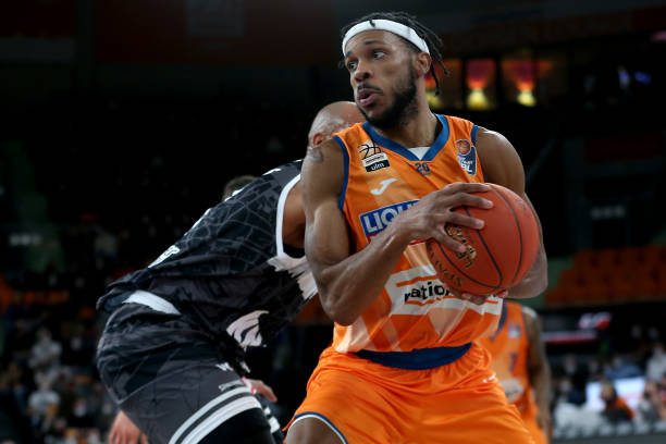 展现出主场 展现出主场